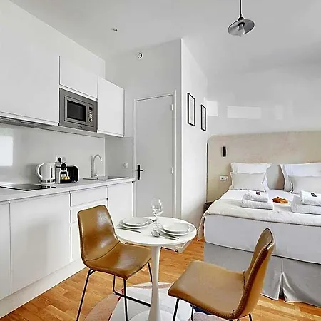 Hotell Peaceful - 2p - Clignancourt